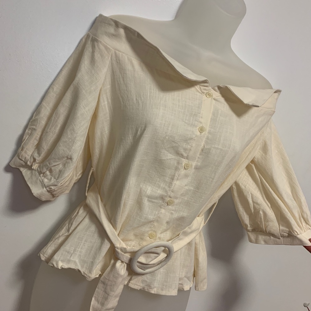 Creamy-White Off-Shoulder Top with Cloth belt